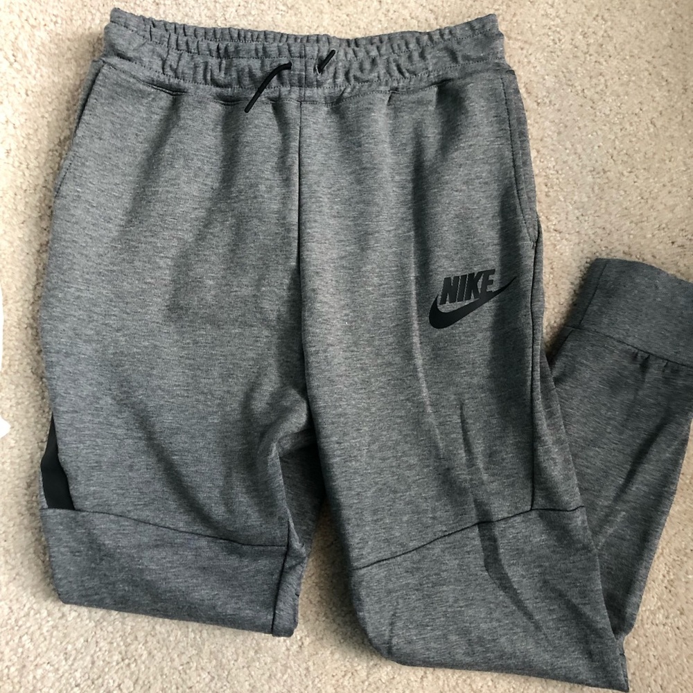 Gray Nike joggers size XL